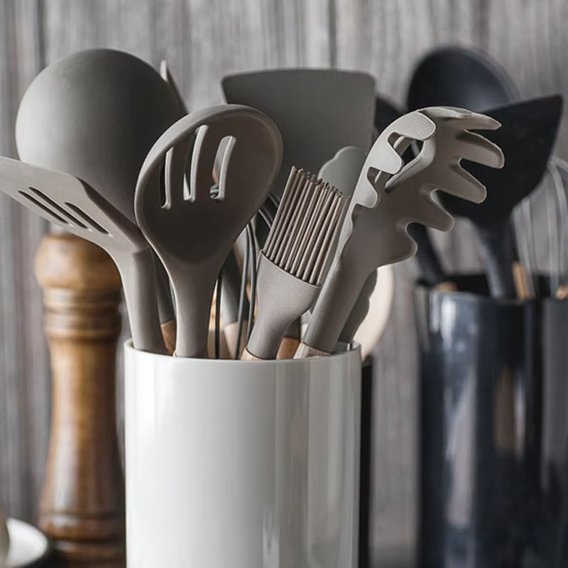 12pcs, Non-Stick Silicone Kitchen Utensil Set with Wooden Handles